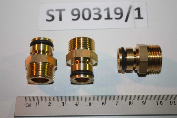 ST90319_1