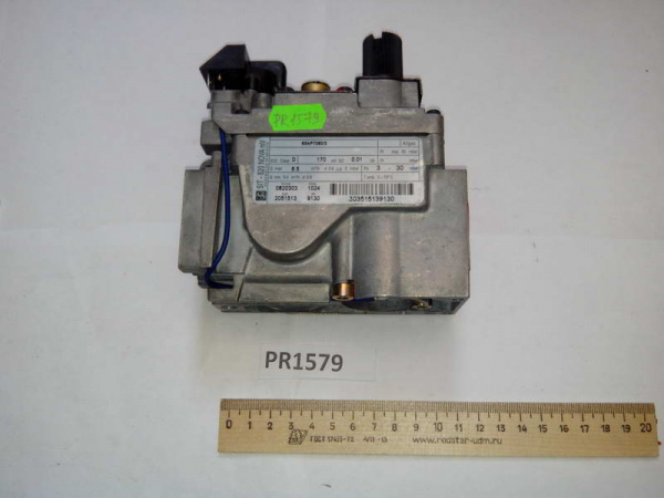PR1579_